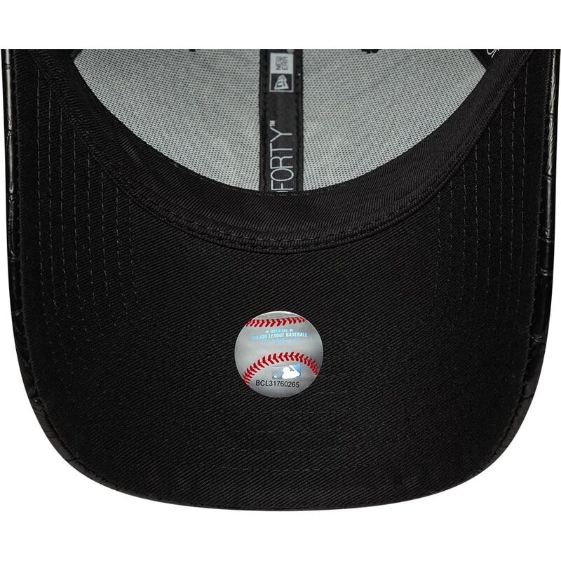 kepsar-bojd-svart-justerbart-band-9forty-pu-pattern-fran-new-york-yankees-mlb-av-new-era