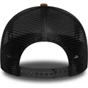 kepsar-bojd-brun-snapback-a-frame-distressed-cord-fran-red-bull-racing-formula-1-av-new-era
