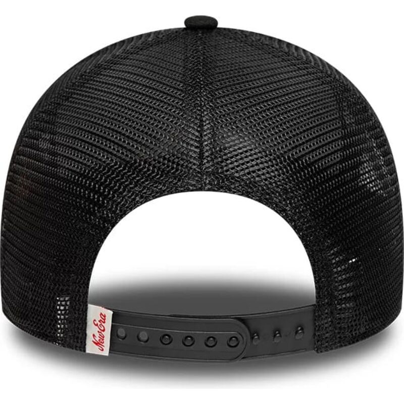 kepsar-bojd-svart-snapback-e-frame-distressed-patch-av-new-era