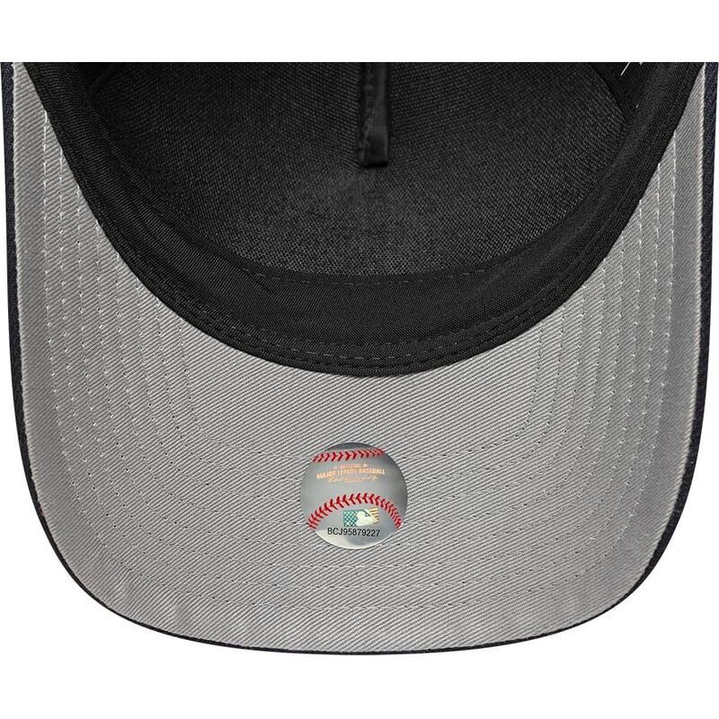 kepsar-bojd-marinbla-snapback-9forty-m-crown-a-frame-emblem-fran-new-york-yankees-mlb-av-new-era kepsar-bojd-marinbla-snapback-9forty-m-crown-a-frame-emblem-fran-new-york-yankees-mlb-av-new-era