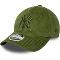 kepsar-bojd-gron-justerbart-band-9forty-m-crown-cord-fran-new-york-yankees-mlb-av-new-era