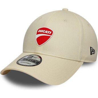 Kepsar böjd beige justerbart band 9FORTY Core från Ducati Motor MotoGP av New Era