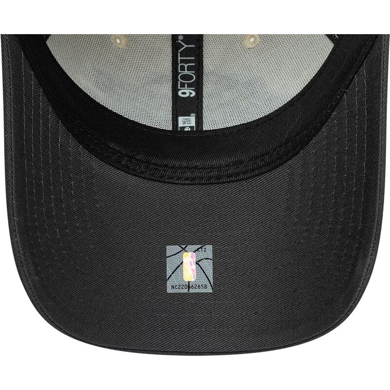 kepsar-bojd-beige-justerbart-band-9forty-colour-block-fran-los-angeles-lakers-nba-av-new-era kepsar-bojd-beige-justerbart-band-9forty-colour-block-fran-los-angeles-lakers-nba-av-new-era