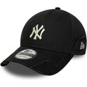 kepsar-bojd-svart-justerbart-band-9forty-stitched-fran-new-york-yankees-mlb-av-new-era