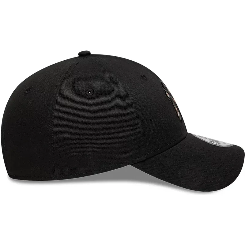 kepsar-bojd-svart-justerbart-band-9forty-faux-pony-infill-fran-new-york-yankees-mlb-av-new-era kepsar-bojd-svart-justerbart-band-9forty-faux-pony-infill-fran-new-york-yankees-mlb-av-new-era