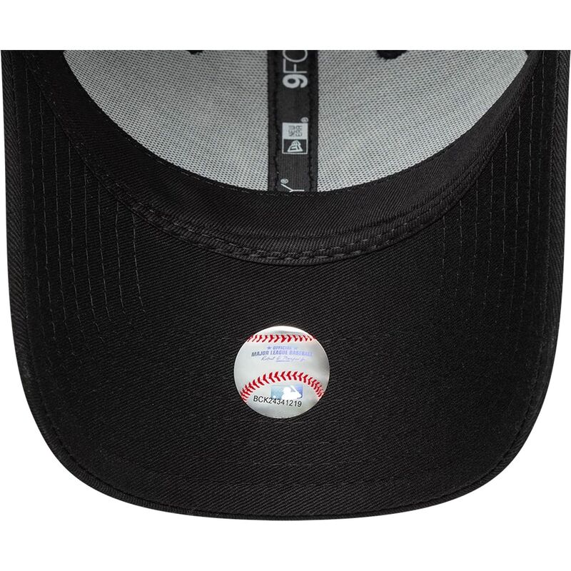kepsar-bojd-svart-justerbart-band-9forty-faux-pony-infill-fran-new-york-yankees-mlb-av-new-era kepsar-bojd-svart-justerbart-band-9forty-faux-pony-infill-fran-new-york-yankees-mlb-av-new-era