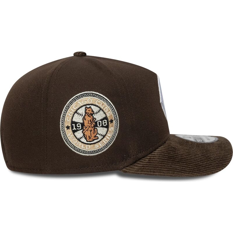kepsar-bojd-brun-snapback-19twenty-cooperstown-cord-fran-chicago-cubs-mlb-av-new-era