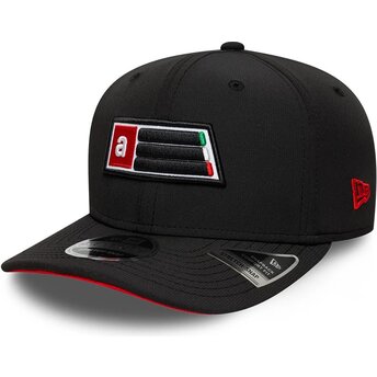Kepsar böjd svart snapback 9SEVENTY Stretch Snap Patch Aprilia Piaggio av New Era