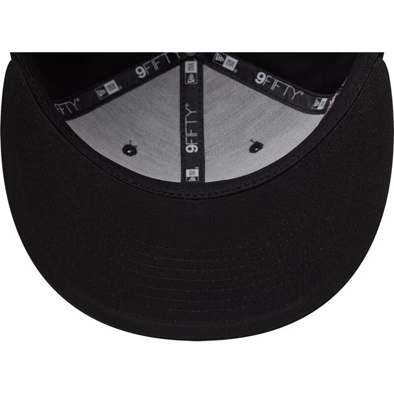 kepsar-platt-svart-snapback-9fifty-outdoor-icon-fran-new-york-yankees-mlb-av-new-era