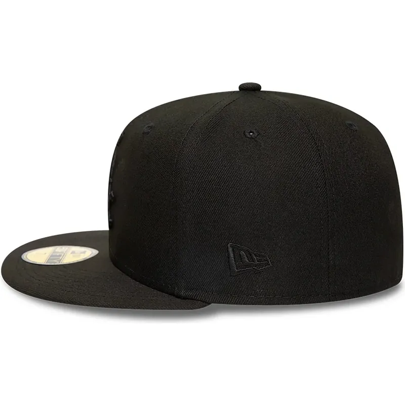 kepsar-platt-svart-justerad-59fifty-fran-chicago-white-sox-mlb-av-new-era kepsar-platt-svart-justerad-59fifty-fran-chicago-white-sox-mlb-av-new-era