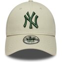 kepsar-bojd-beige-justerbart-band-9forty-league-essential-fran-new-york-yankees-mlb-av-new-era