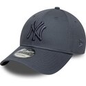 kepsar-bojd-gra-justerbart-band-9forty-league-essential-fran-new-york-yankees-mlb-av-new-era