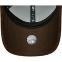 kepsar-bojd-brun-snapback-9forty-winter-borg-fran-new-york-yankees-mlb-av-new-era