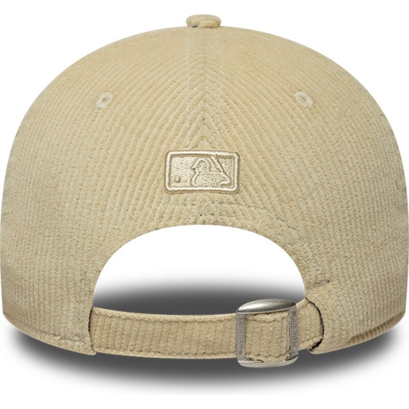kepsar-bojd-beige-justerbart-band-9forty-m-crown-cord-fran-new-york-yankees-mlb-av-new-era kepsar-bojd-beige-justerbart-band-9forty-m-crown-cord-fran-new-york-yankees-mlb-av-new-era