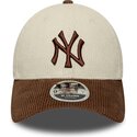 kepsar-bojd-brun-justerbart-band-9forty-m-crown-cord-fran-new-york-yankees-mlb-av-new-era