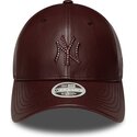 kepsar-bojd-brun-snapback-9forty-m-crown-pu-diamante-fran-new-york-yankees-mlb-av-new-era