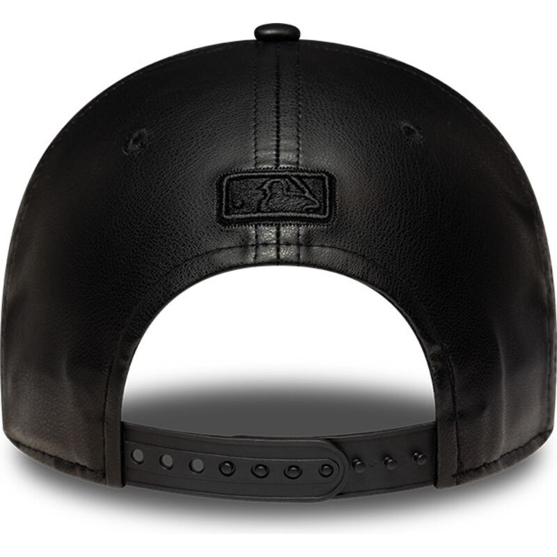 kepsar-bojd-svart-snapback-9forty-m-crown-pu-diamante-fran-new-york-yankees-mlb-av-new-era