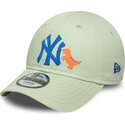 kepsar-bojd-gron-justerbart-band-for-barn-9forty-dino-icon-fran-new-york-yankees-mlb-av-new-era