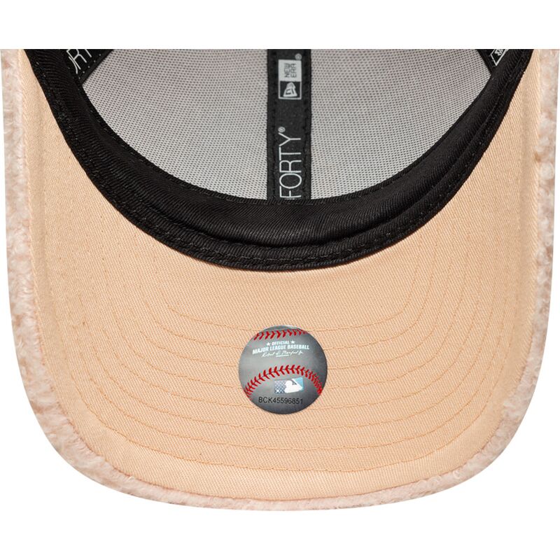kepsar-bojd-rosa-snapback-for-barn-rosa-9forty-m-crown-winter-borg-fran-new-york-yankees-mlb-av-new-era