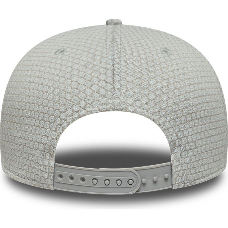 kepsar-bojd-gra-snapback-9seventy-stretch-snap-mesh-flawless-fran-new-york-yankees-mlb-av-new-era