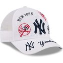 kepsar-bojd-vit-snapback-9forty-m-crown-a-frame-all-over-fran-new-york-yankees-mlb-av-new-era