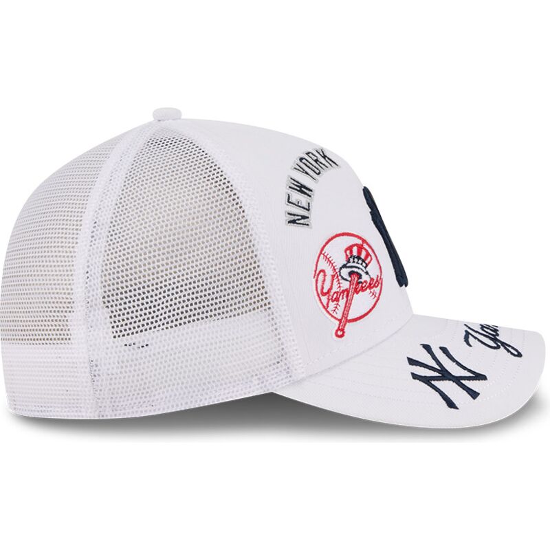 kepsar-bojd-vit-snapback-9forty-m-crown-a-frame-all-over-fran-new-york-yankees-mlb-av-new-era kepsar-bojd-vit-snapback-9forty-m-crown-a-frame-all-over-fran-new-york-yankees-mlb-av-new-era