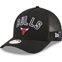 kepsar-bojd-svart-snapback-9forty-m-crown-a-frame-pomp-fran-chicago-bulls-nba-av-new-era