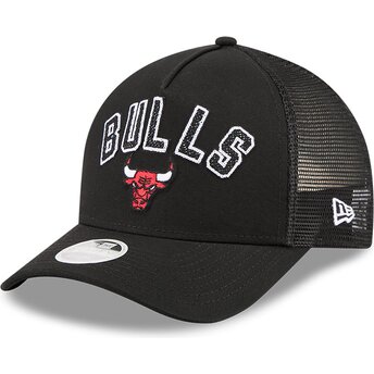 Kepsar böjd svart snapback 9FORTY M-Crown A Frame Pomp från Chicago Bulls NBA av New Era