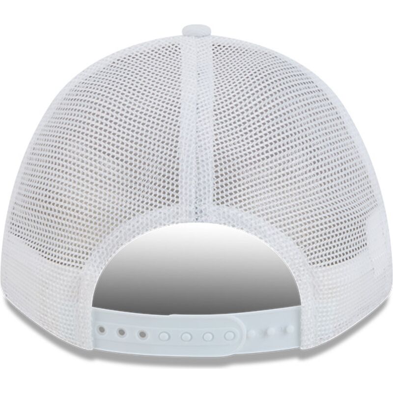 kepsar-bojd-vit-snapback-9forty-m-crown-a-frame-all-over-fran-chicago-bulls-nba-av-new-era