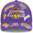 kepsar-bojd-violett-snapback-9forty-m-crown-a-frame-all-over-fran-los-angeles-lakers-nba-av-new-era