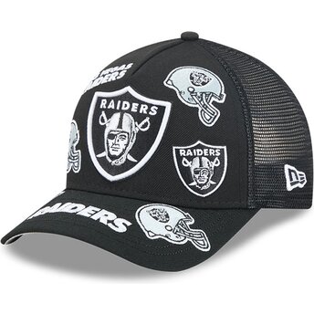 Kepsar böjd svart snapback 9FORTY M-Crown A Frame All Over från Las Vegas Raiders NFL av New Era