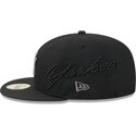 kepsar-platt-svart-justerad-59fifty-side-script-fran-new-york-yankees-mlb-av-new-era