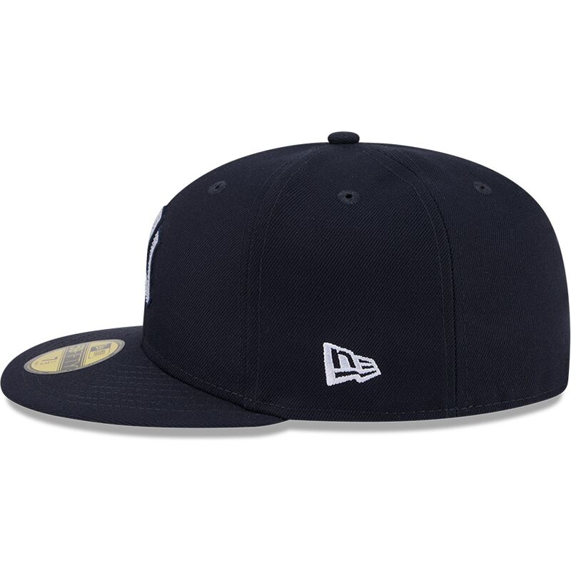 kepsar-platt-marinbla-justerad-59fifty-rhinestone-badge-fran-new-york-yankees-mlb-av-new-era