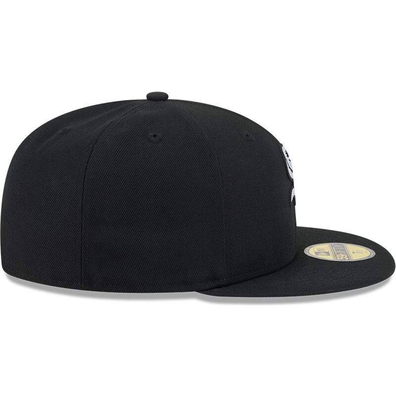 kepsar-platt-svart-justerad-59fifty-rhinestone-badge-fran-chicago-white-sox-mlb-av-new-era