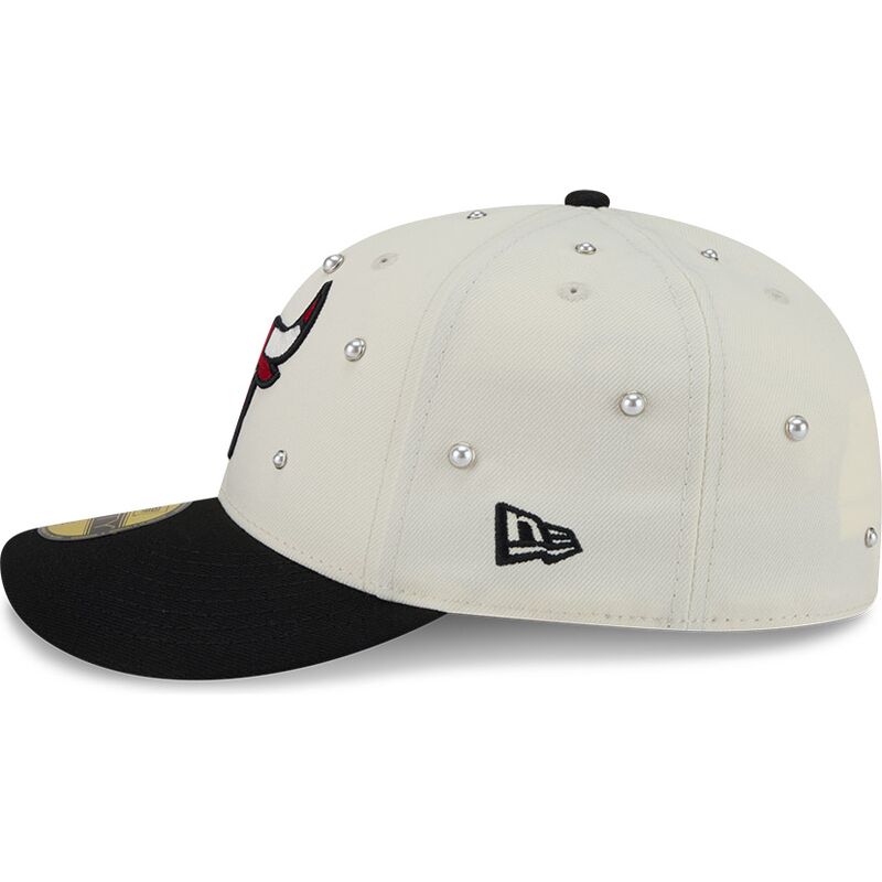 kepsar-bojd-beige-justerad-59fifty-beads-na-lifestyle-f1-fran-chicago-bulls-nba-av-new-era kepsar-bojd-beige-justerad-59fifty-beads-na-lifestyle-f1-fran-chicago-bulls-nba-av-new-era