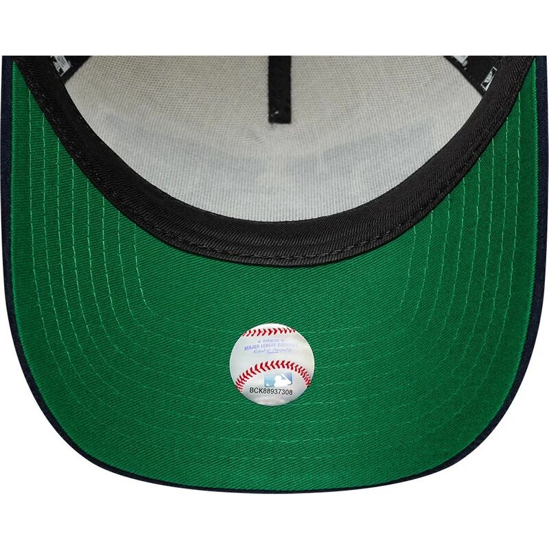 kepsar-bojd-beige-snapback-e-frame-wordmark-suede-fran-new-york-yankees-mlb-av-new-era