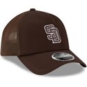 kepsar-bojd-brun-snapback-9forty-apex-batting-practice-fran-san-diego-padres-mlb-av-new-era