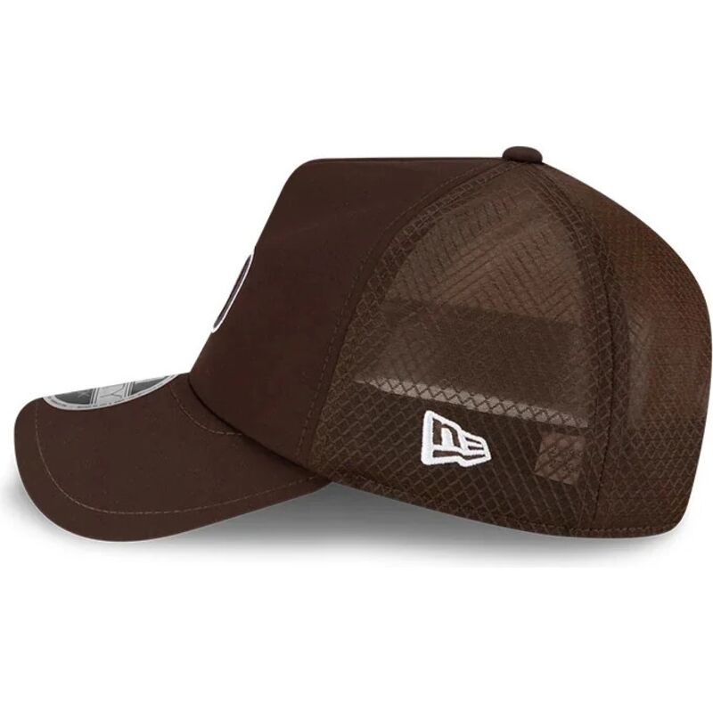 kepsar-bojd-brun-snapback-9forty-apex-batting-practice-fran-san-diego-padres-mlb-av-new-era