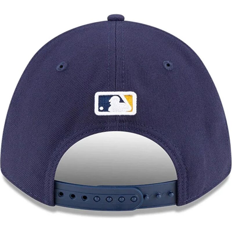 kepsar-bojd-marinbla-snapback-9forty-m-crown-player-replica-fran-milwaukee-brewers-mlb-av-new-era
