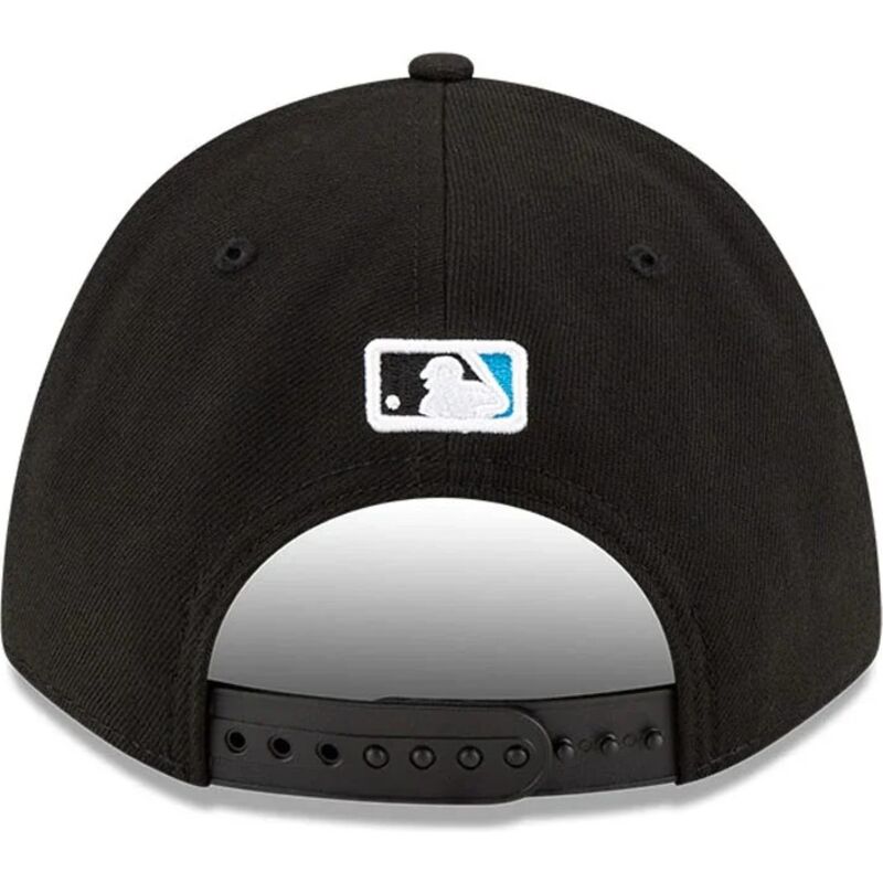 kepsar-bojd-svart-snapback-9forty-m-crown-player-replica-fran-miami-marlins-mlb-av-new-era