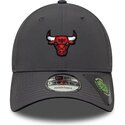 kepsar-bojd-gra-justerbart-band-9forty-recycled-fran-chicago-bulls-nba-av-new-era