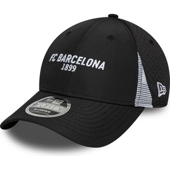 Kepsar böjd svart snapback 9FORTY M-Crown Featherweight Poly från FC Barcelona LALIGA av New Era