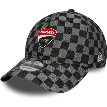 Kepsar böjd svart justerbart band 9TWENTY Check från Ducati Motor MotoGP av New Era