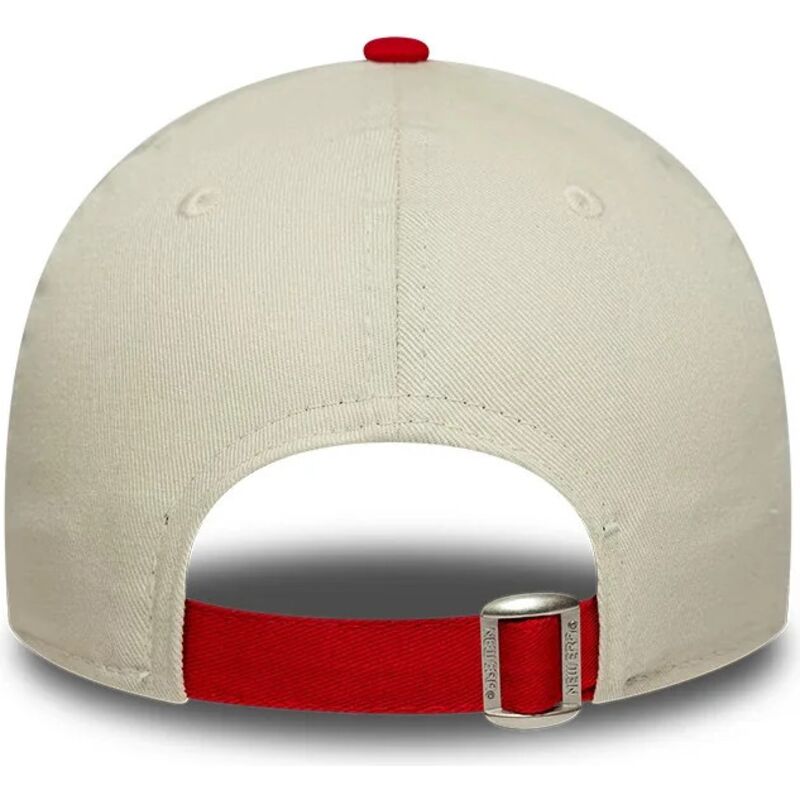 kepsar-bojd-beige-justerbart-band-for-barn-9forty-contrast-fran-manchester-united-football-club-premier-league-av-new-era
