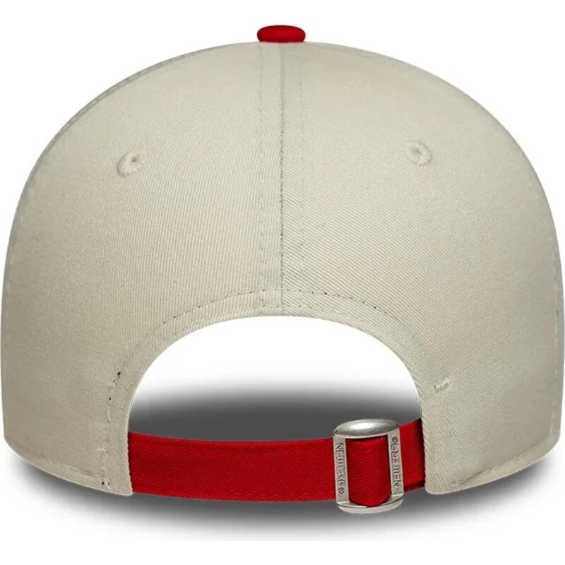 kepsar-bojd-beige-justerbart-band-9forty-contrast-fran-manchester-united-football-club-premier-league-av-new-era