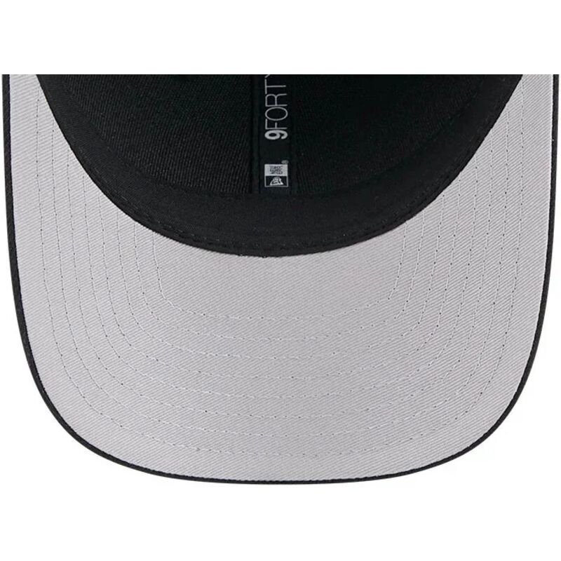 kepsar-bojd-svart-snapback-9forty-m-crown-team-fran-cincinnati-bengals-nfl-av-new-era kepsar-bojd-svart-snapback-9forty-m-crown-team-fran-cincinnati-bengals-nfl-av-new-era