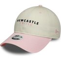 kepsar-bojd-beige-justerbart-band-rosa-9twenty-fran-newcastle-united-football-club-premier-league-av-new-era