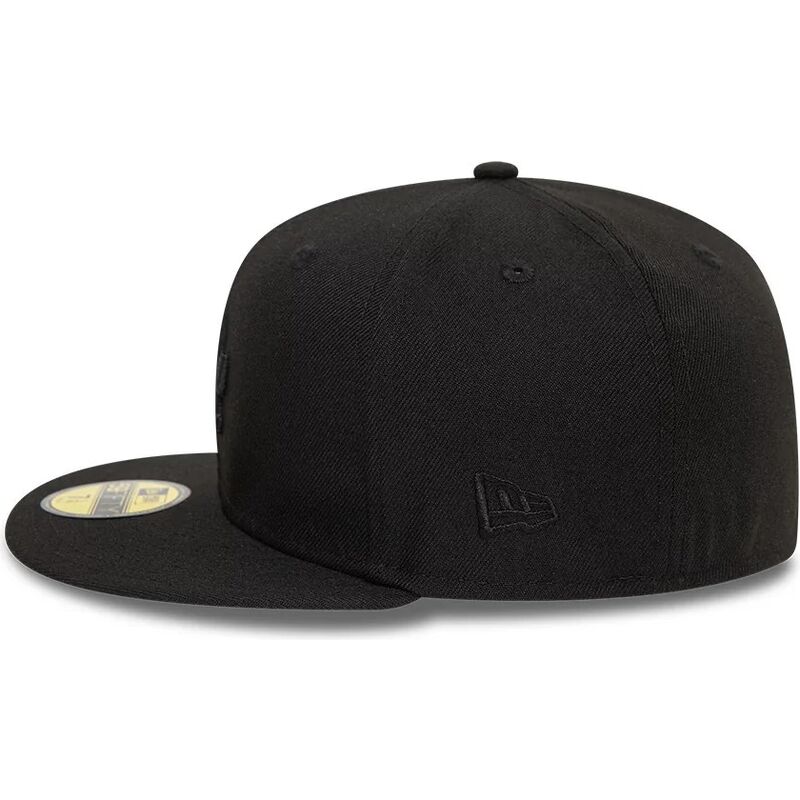 svart-platt-keps-med-svart-logo-59fifty-league-essential-fran-los-angeles-dodgers-mlb-av-new-era