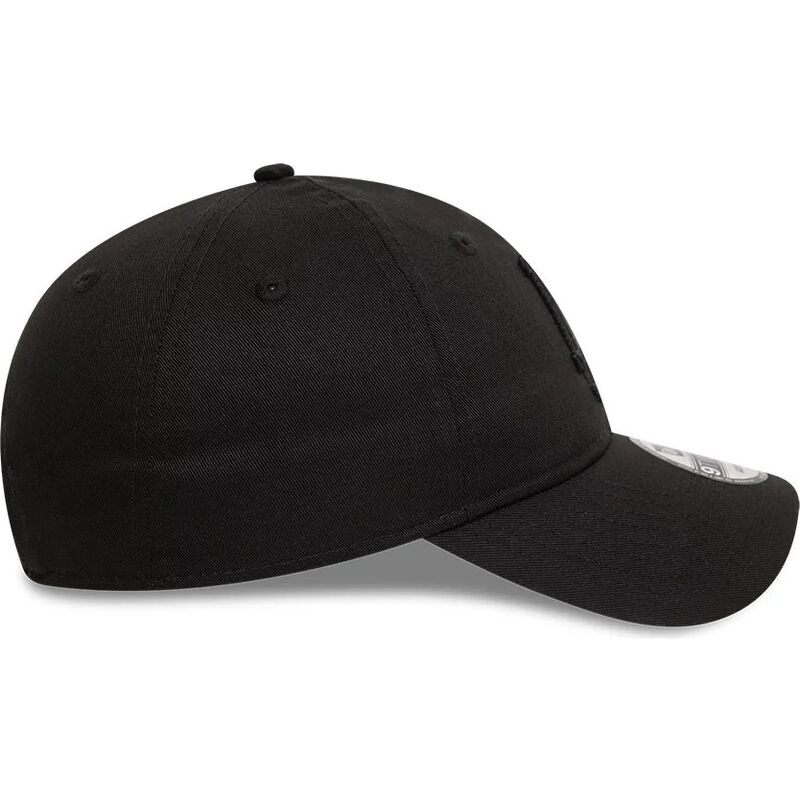 svart-bojd-justerbar-keps-med-svart-logotyp-9twenty-league-essential-fran-los-angeles-dodgers-mlb-av-new-era svart-bojd-justerbar-keps-med-svart-logotyp-9twenty-league-essential-fran-los-angeles-dodgers-mlb-av-new-era