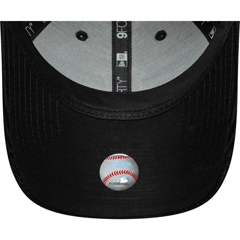 kepsar-bojd-svart-justerbart-band-9forty-cord-fran-new-york-yankees-mlb-av-new-era